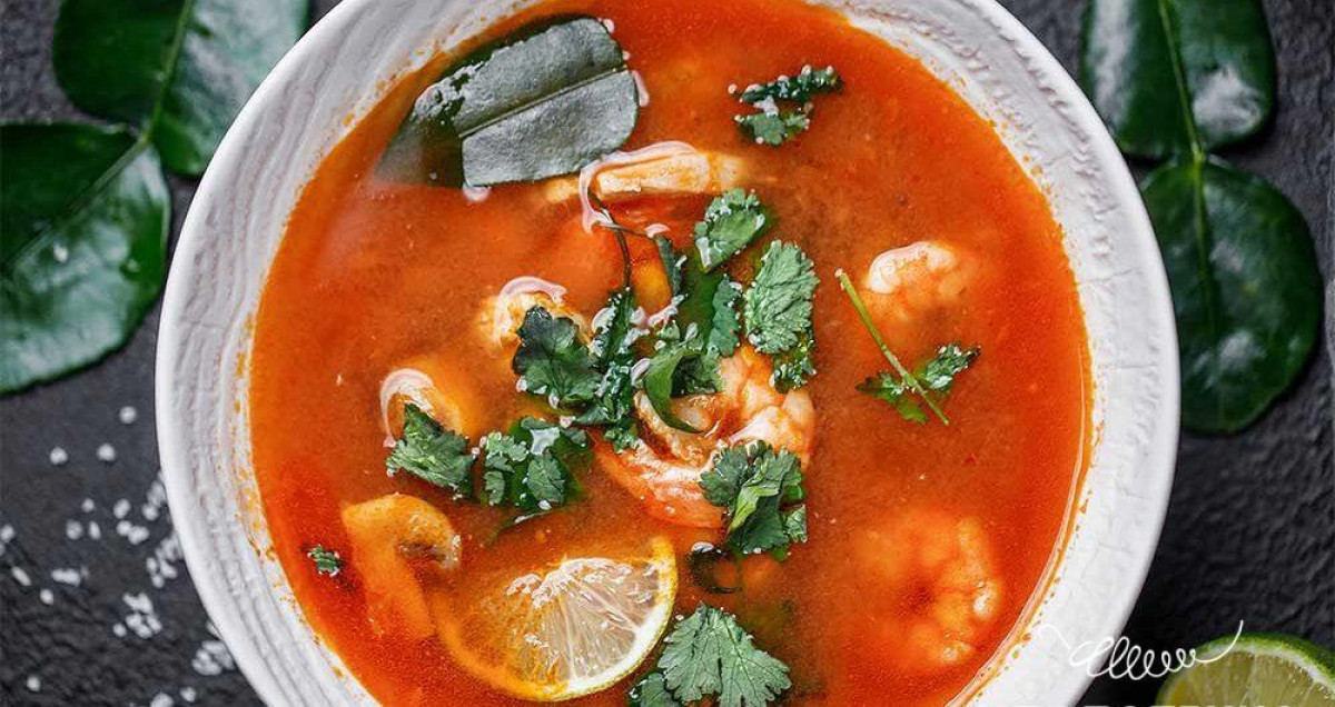 Що має входити в том ям та на якому бульйоні варити тайський суп: простий рецепт0