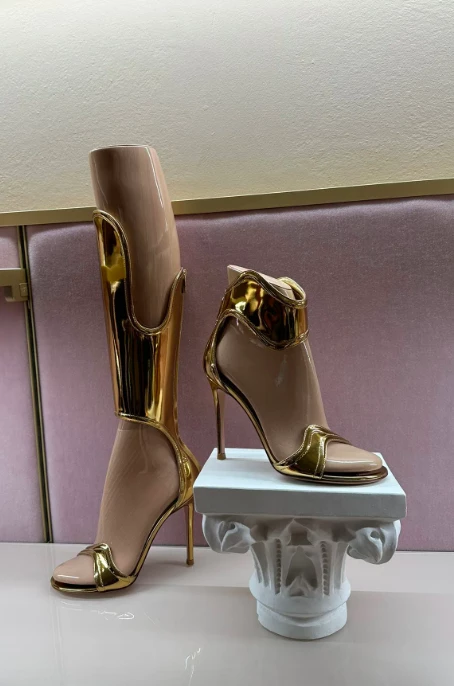 Gianvito Rossi11