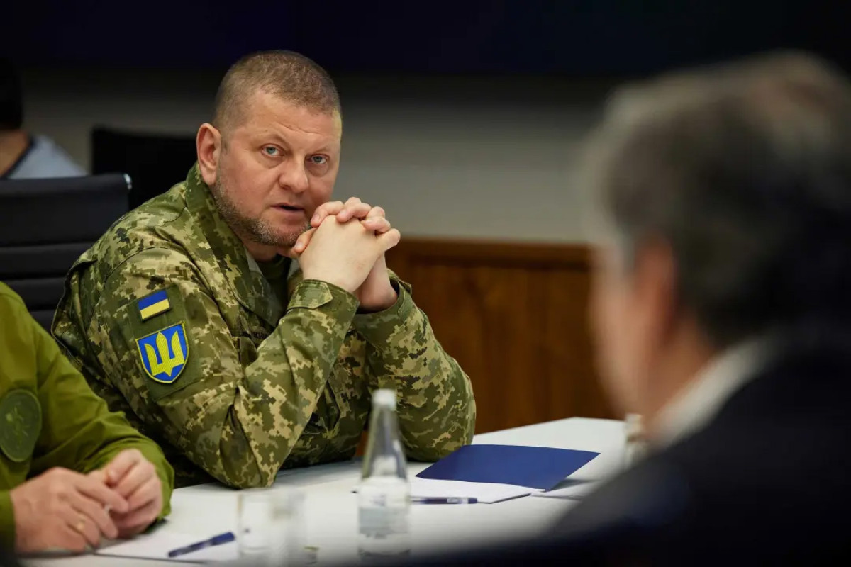 Чому важливо любити й уміти показати любов: доводить Валерій Залужний у книжці «Залізний генерал. Уроки людяності»3