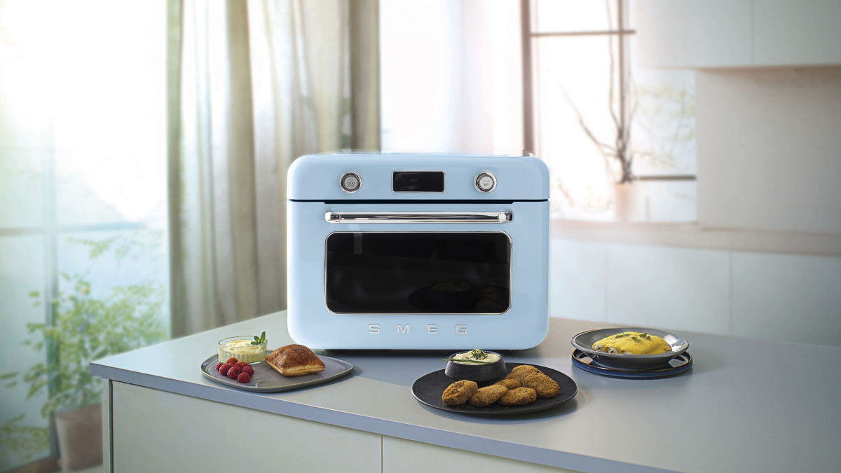 Портативна кухня від SMEG4