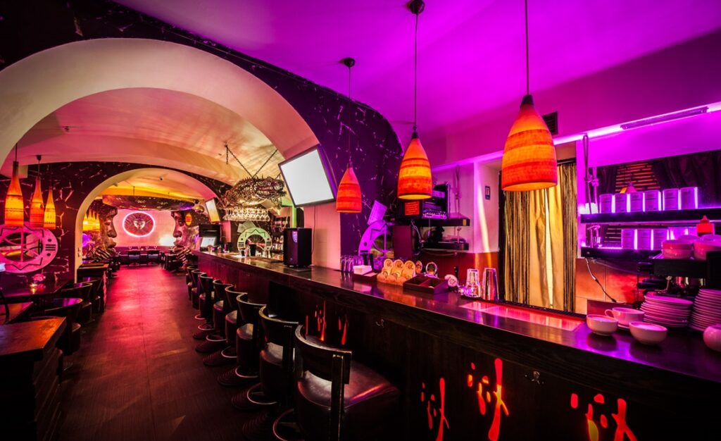 Fiji Lounge Bar