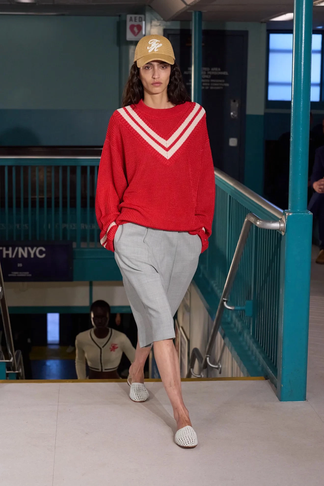 Tommy Hilfiger6