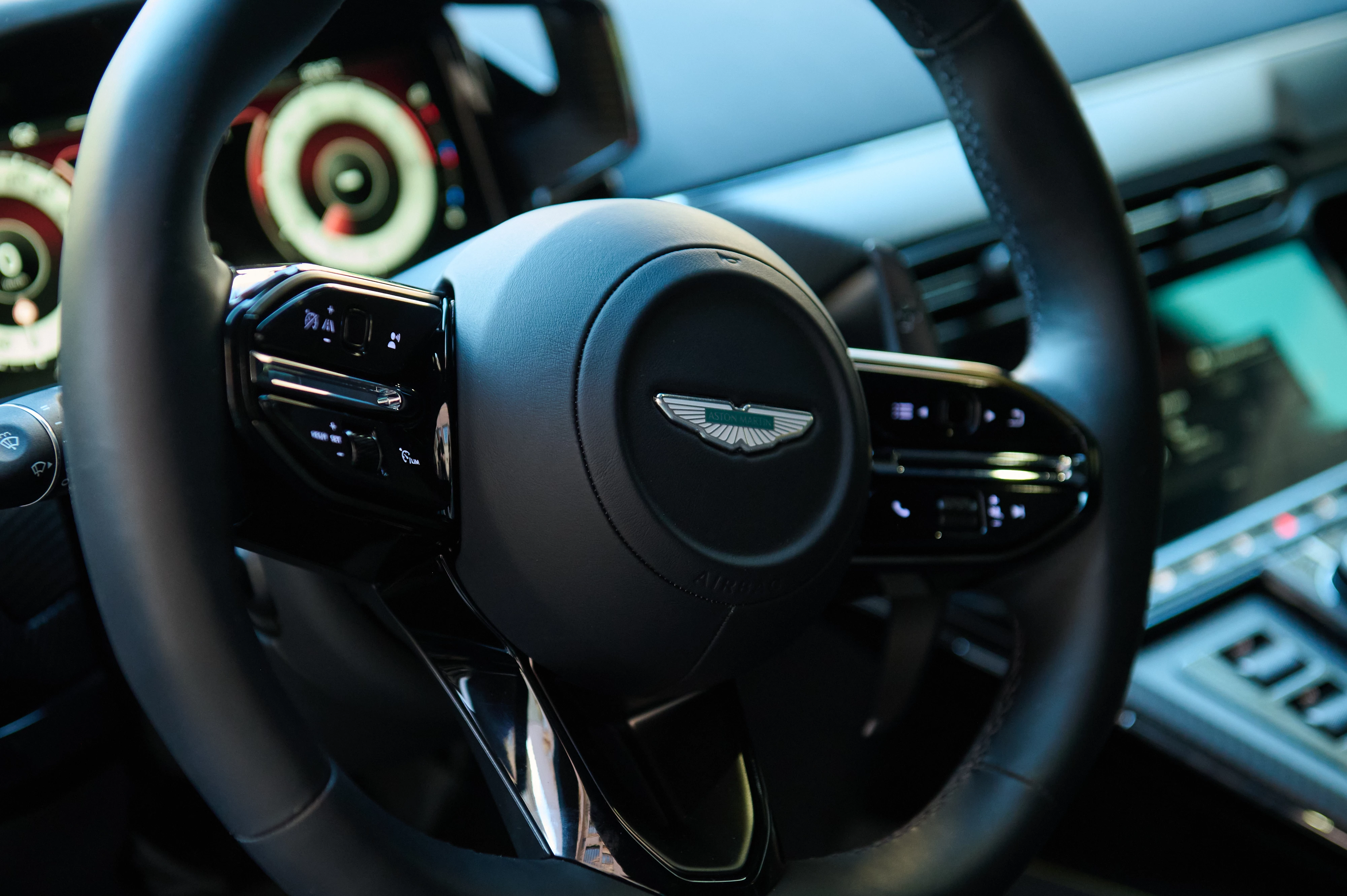 Aston Martin Vantage55