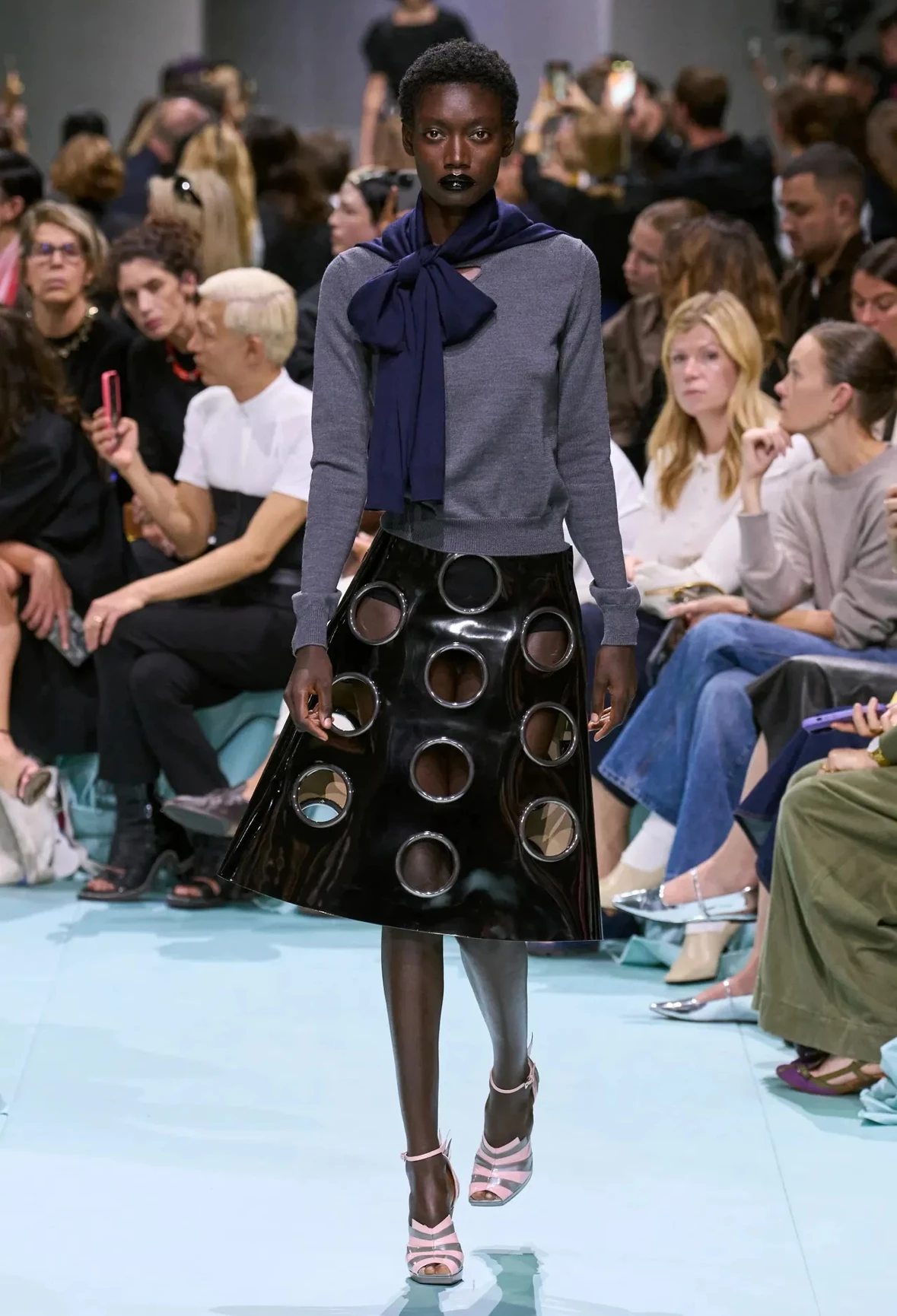 Prada весна-літо 20251