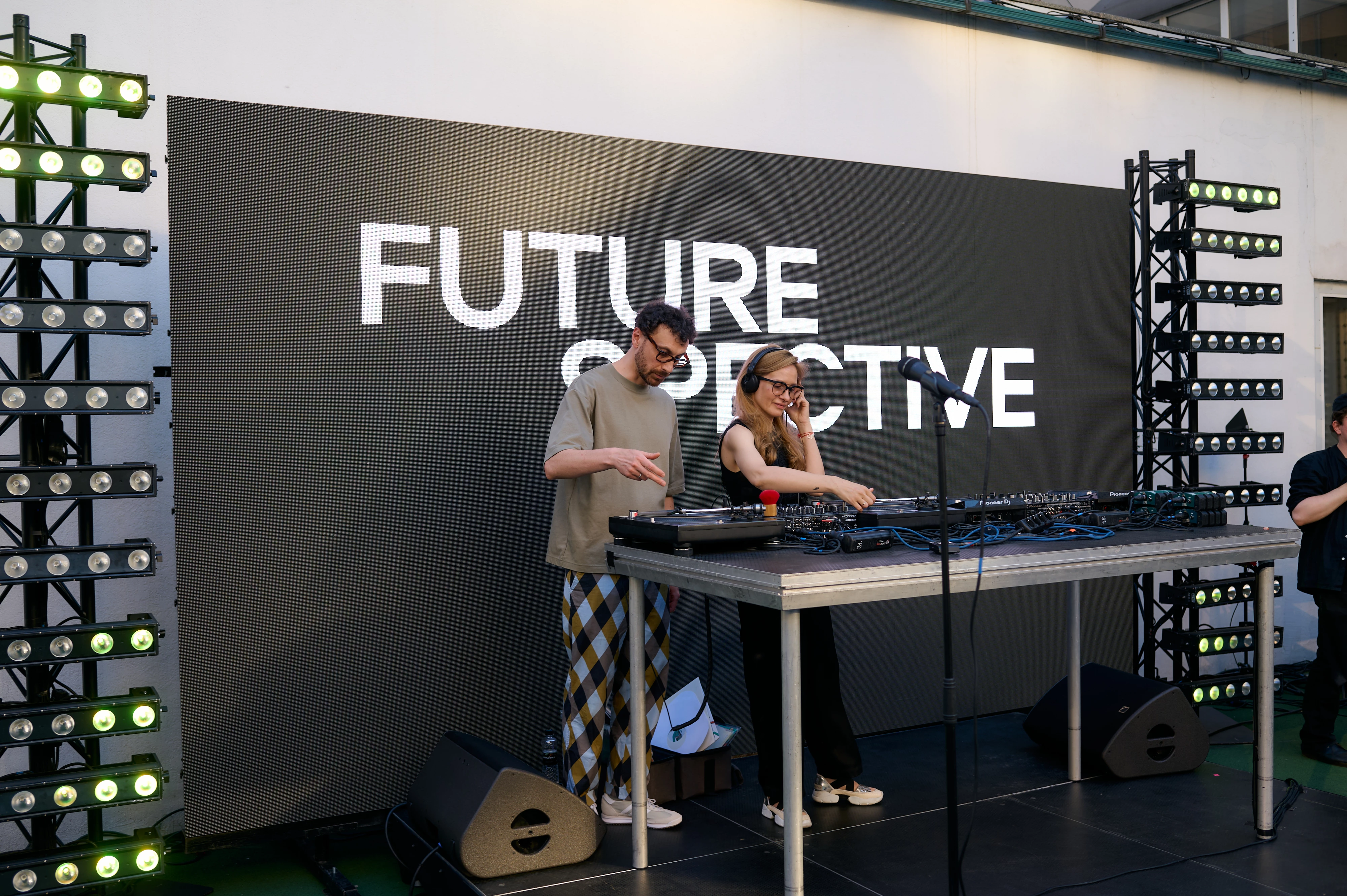 Український Vogue відкрив масштабну виставку сучасної фотографії FUTURESPECTIVE154