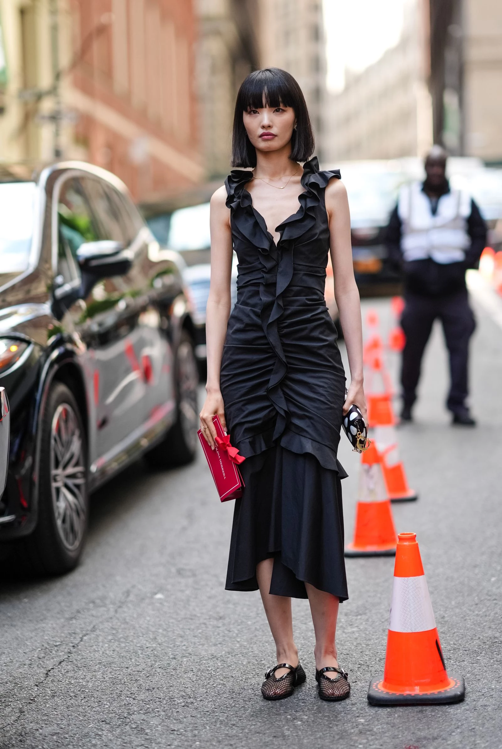 Streetstyle: 5 способів носити балетки із сітки цього літа4