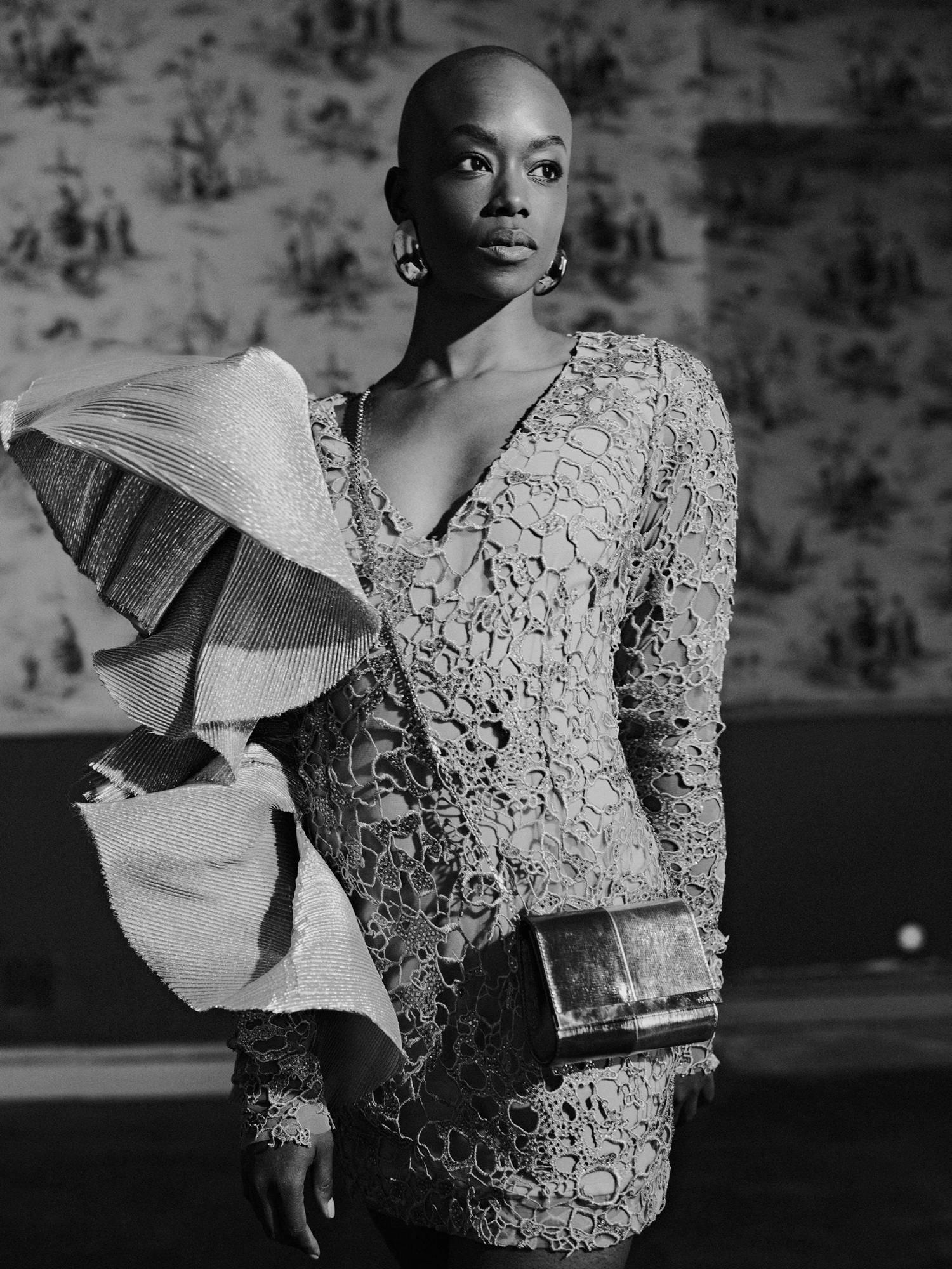 Сукня — Warrick Gautier, сережки — Kirsten Goss, сумка — Fendi1