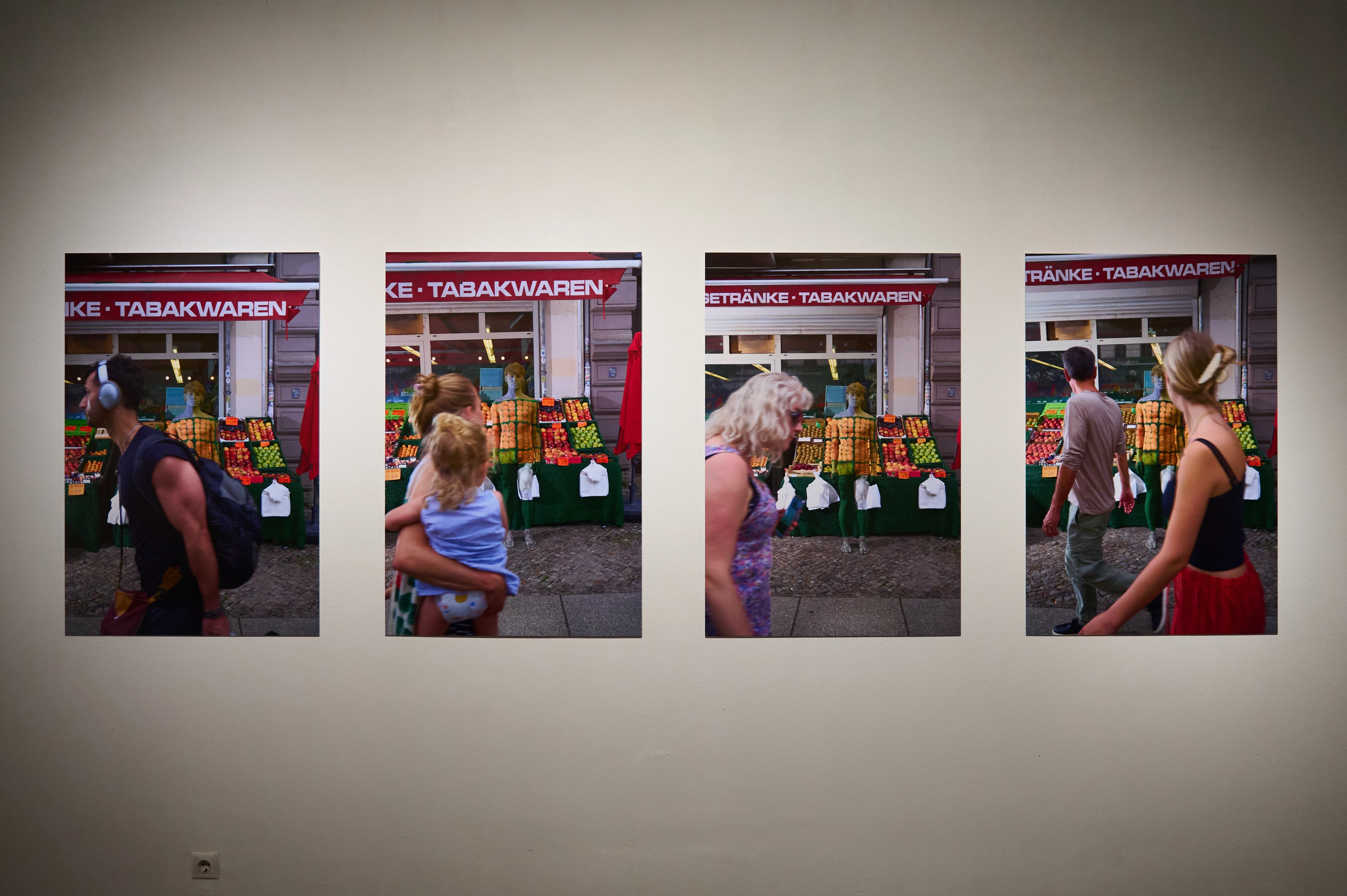 Український Vogue відкрив масштабну виставку сучасної фотографії FUTURESPECTIVE126