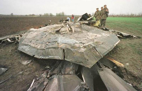 Було збито лише один F‑117. Был сбит только один F‑117.