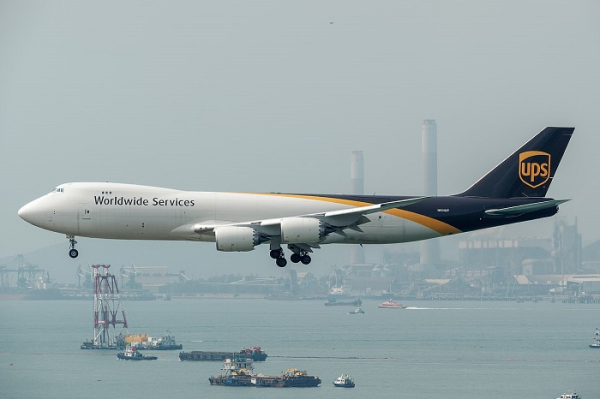 Боинг грузовой компании UPS