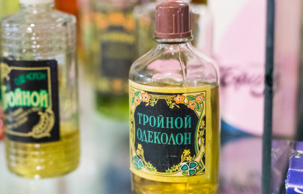 Одеколон появился в нашей стране после войны.