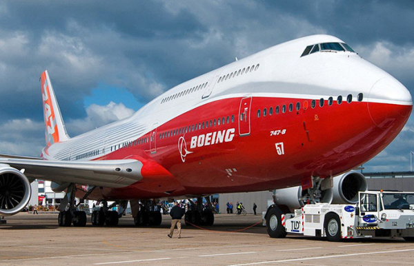 Самолётов Boeing 747 ещё много.