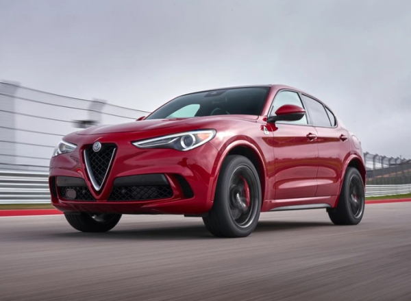 2016 Alfa Romeo Stelvio стал самой продаваемой машиной компании за 2018 год