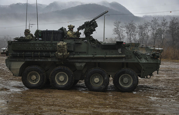 Колісний Stryker. Колёсный Stryker.