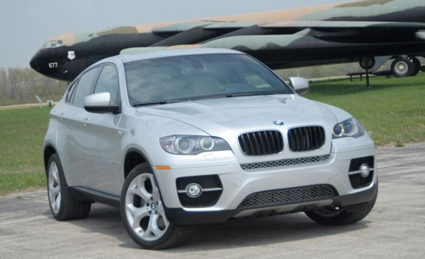 2008 BMW X6, спортивный и динамичный