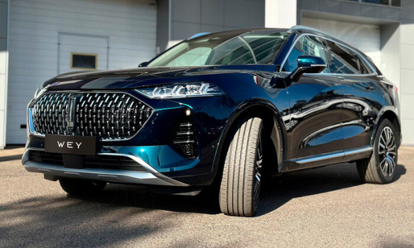 Haval Wey забезпечений «автоматом» та системою повного приводу Haval Wey снабжен «автоматом» и системой полного привода