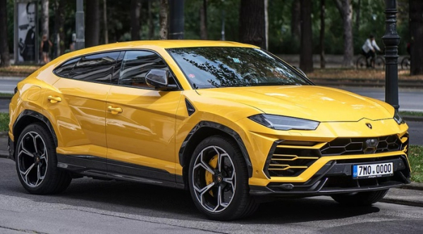2018 Lamborghini Urus является самым быстрым внедорожником из серийно выпускаемых
