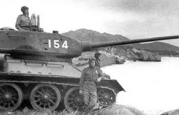 Т-34 танк-компроміс. Т-34 танк-компромисс.