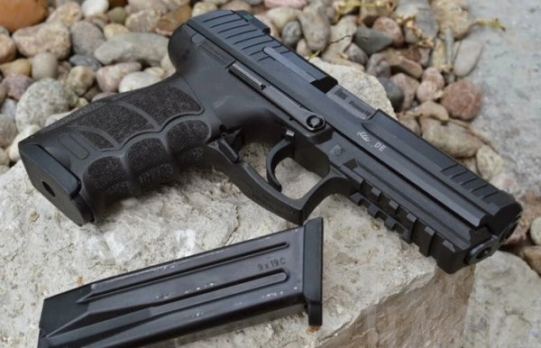 Heckler&Koch P30L. Heckler & Koch P30L.