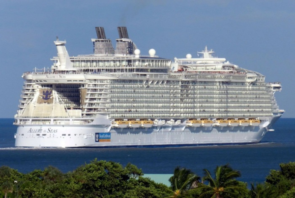 Allure Of The Seas робить семиденні круїзи Західним Середземномор'ям Allure Of The Seas совершает семидневные круизы по Западному Средиземноморью