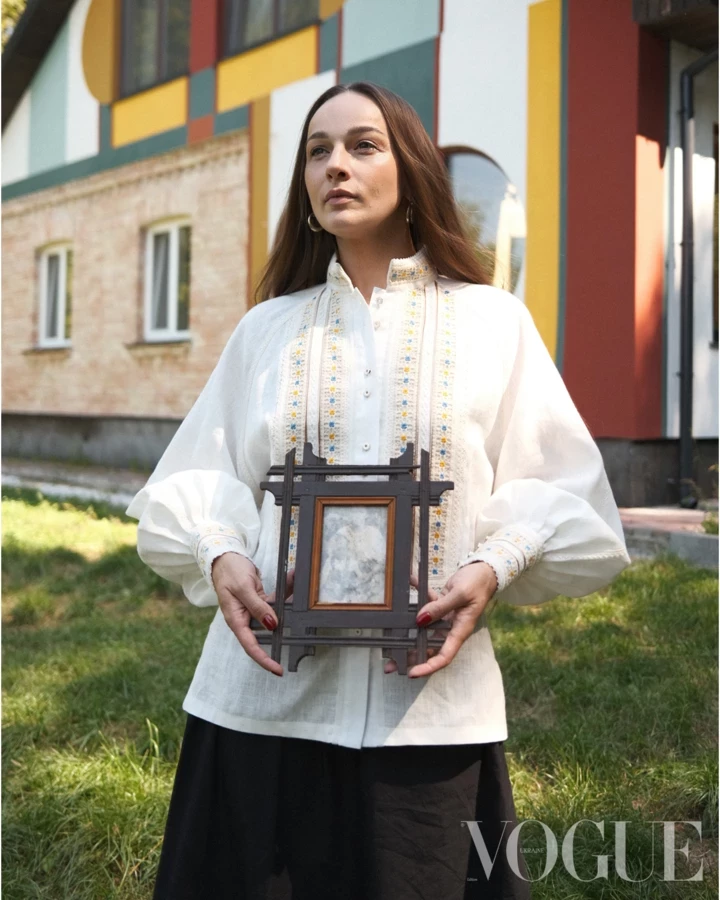 Оксана Левченя, Христина Рачицька та Надія Шаповал — про сімейні реліквії, силу пам'яті і незалежність8