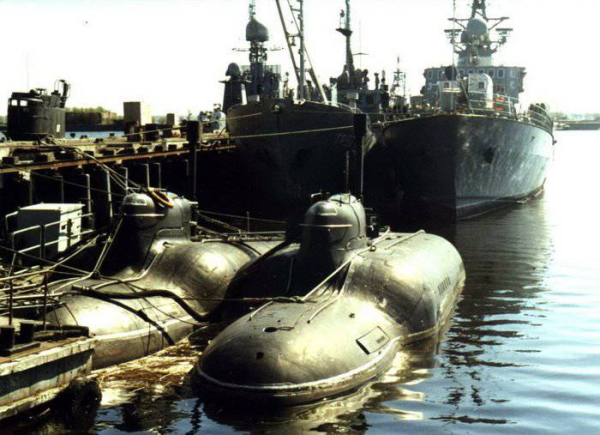 Створено на початку 1980-х. Создана в начале 1980-х.