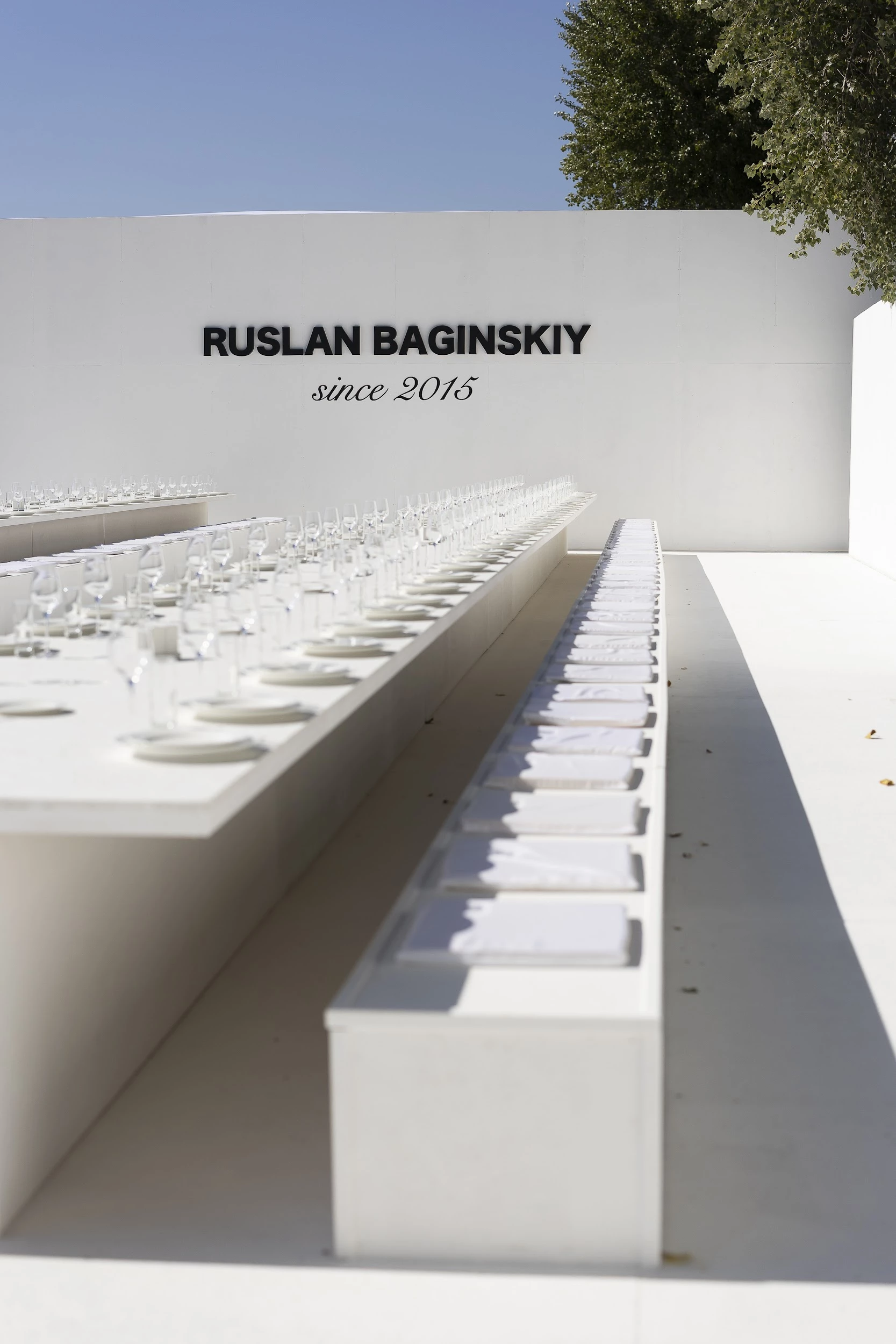 Вечір подяки: бренд Ruslan Baginskiy влаштував вечерю на честь свого 10-річчя0