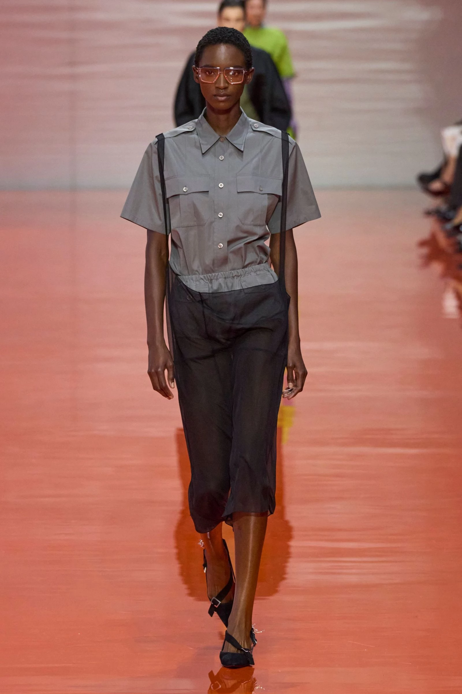 Спідниця на підтяжках Prada — найгучніша новинка сезону весна-літо 20261