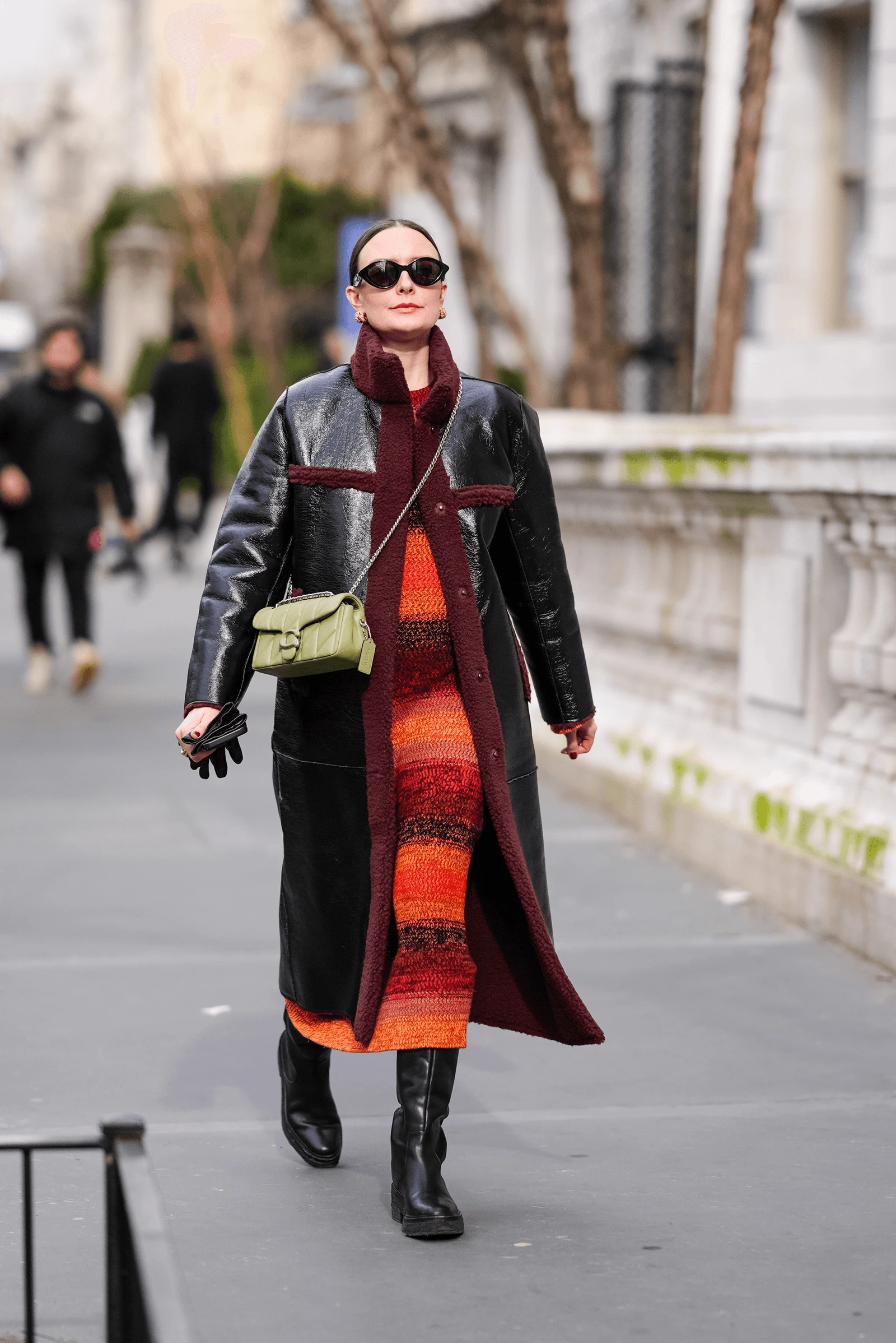 Трикотажна сукня — найнеобхідніша річ цієї осені, і ось 5 стильних способів носити її просто зараз4