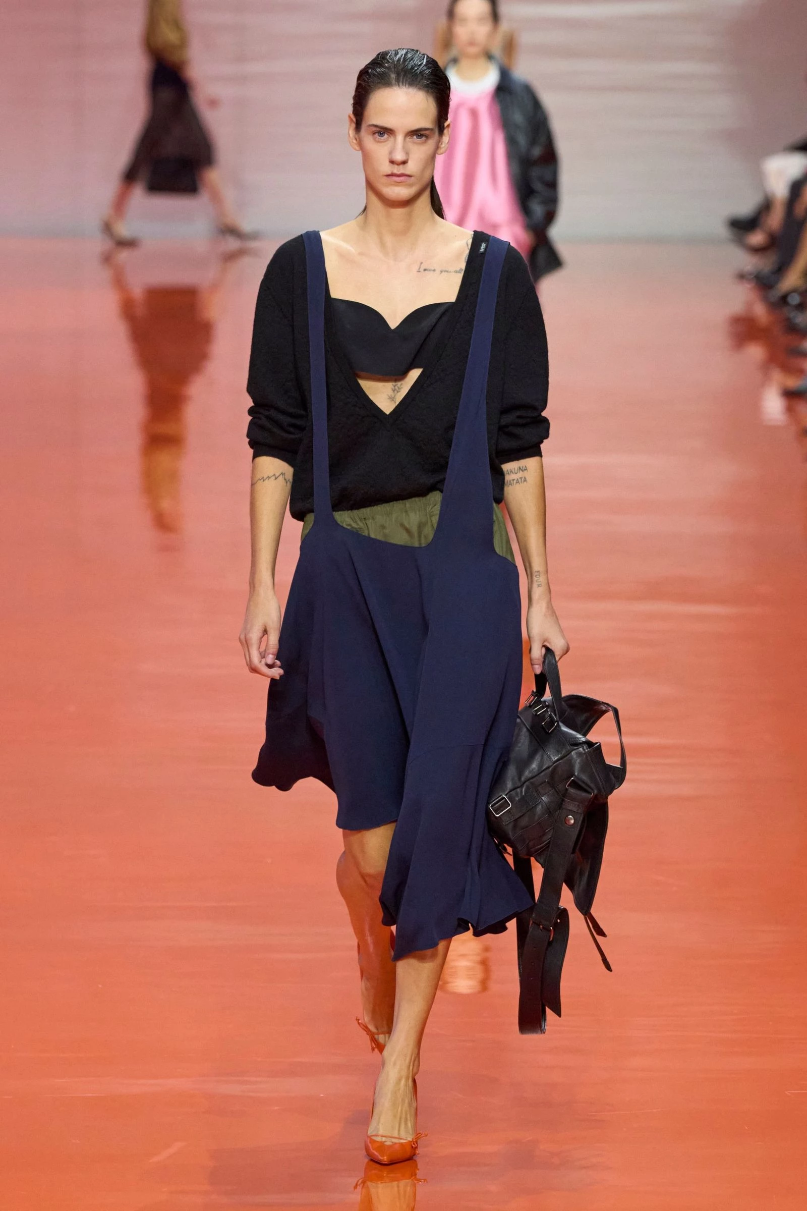 Спідниця на підтяжках Prada — найгучніша новинка сезону весна-літо 20264