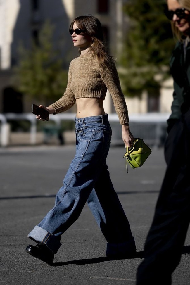 Мода 2000-х повертається: що обрати для стильного образу