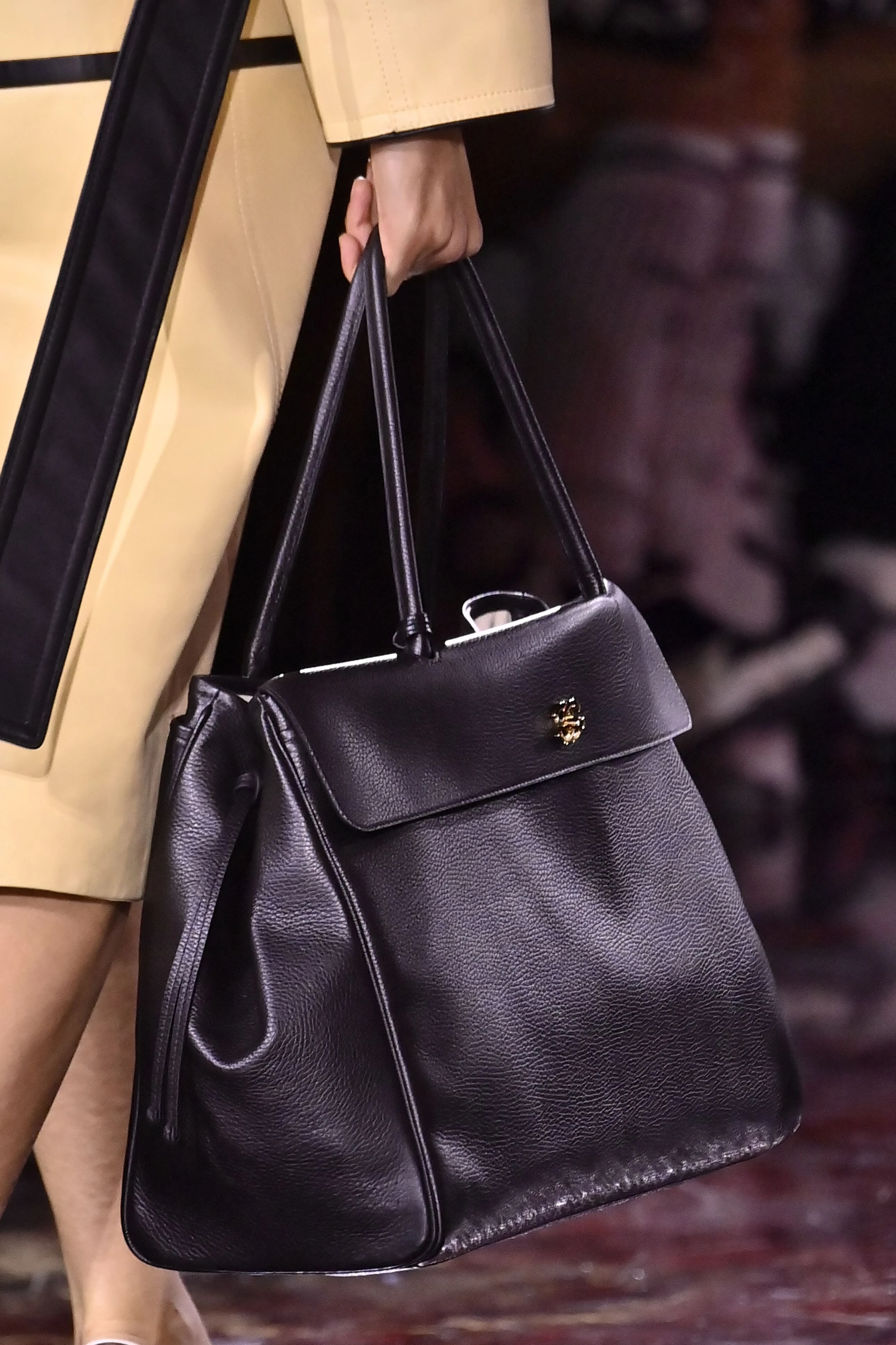 Сумки з першої колекції Матьє Блазі для Chanel уже претендують на статус головних аксесуарів літа8