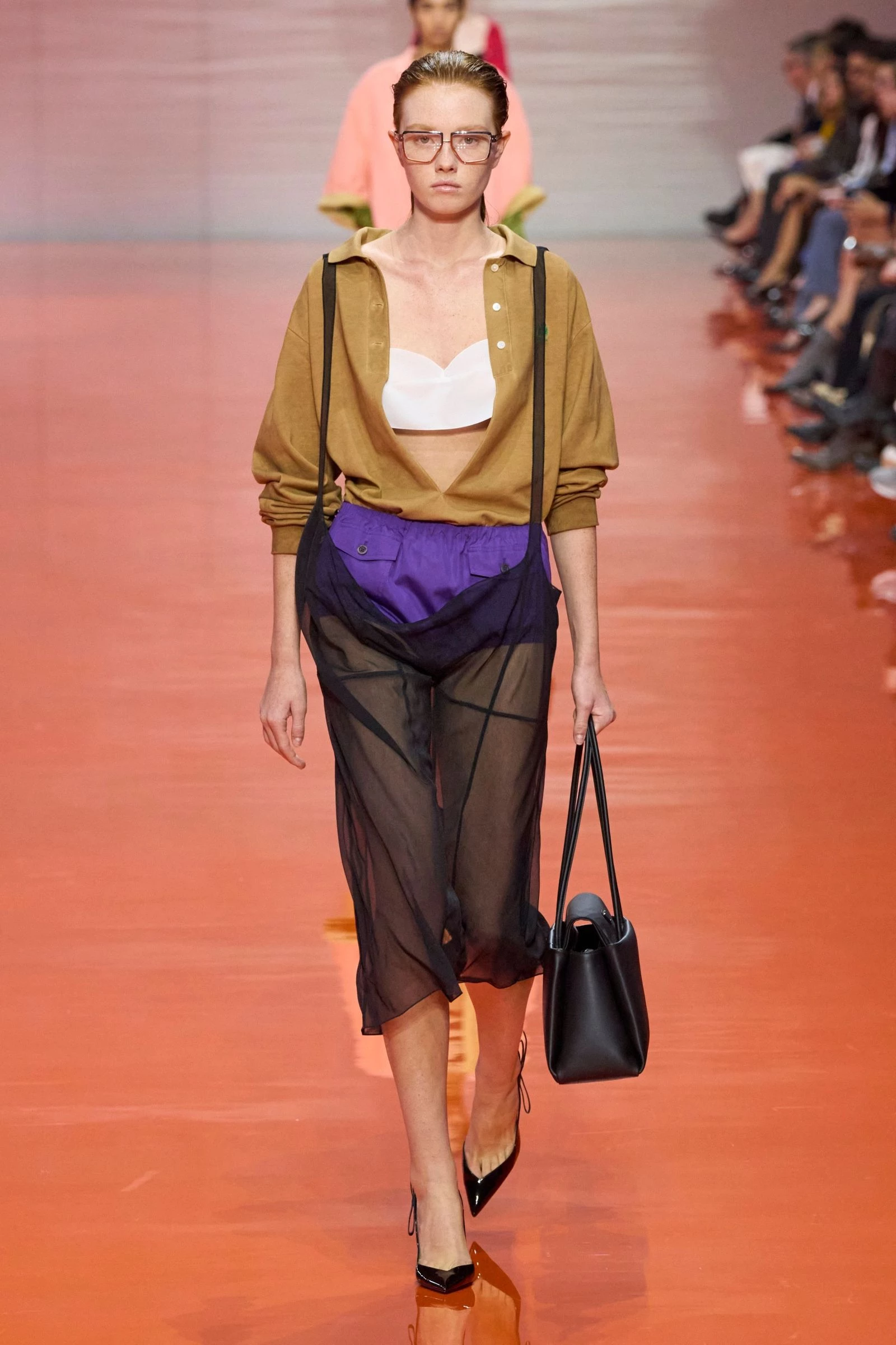 Спідниця на підтяжках Prada — найгучніша новинка сезону весна-літо 20265