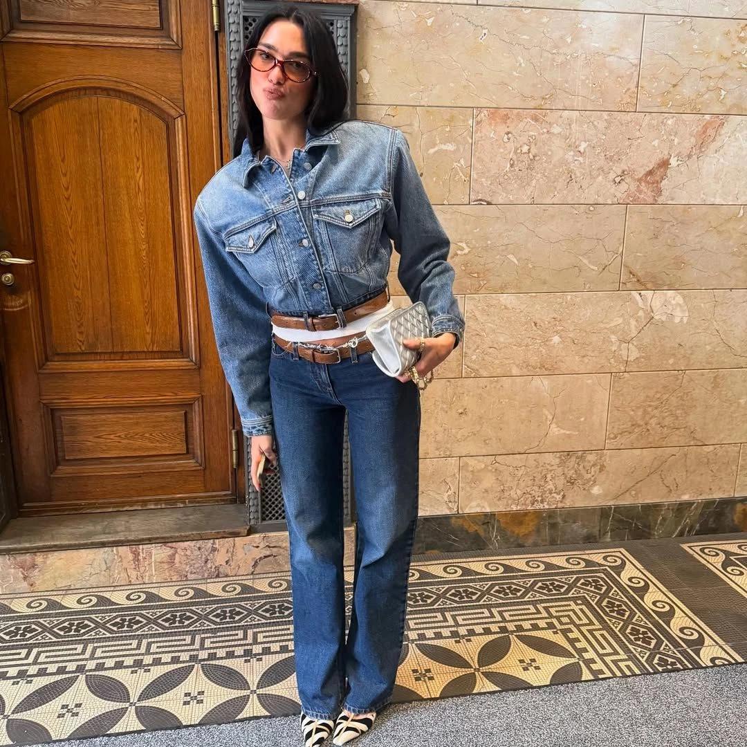 Instagram: @dualipa1