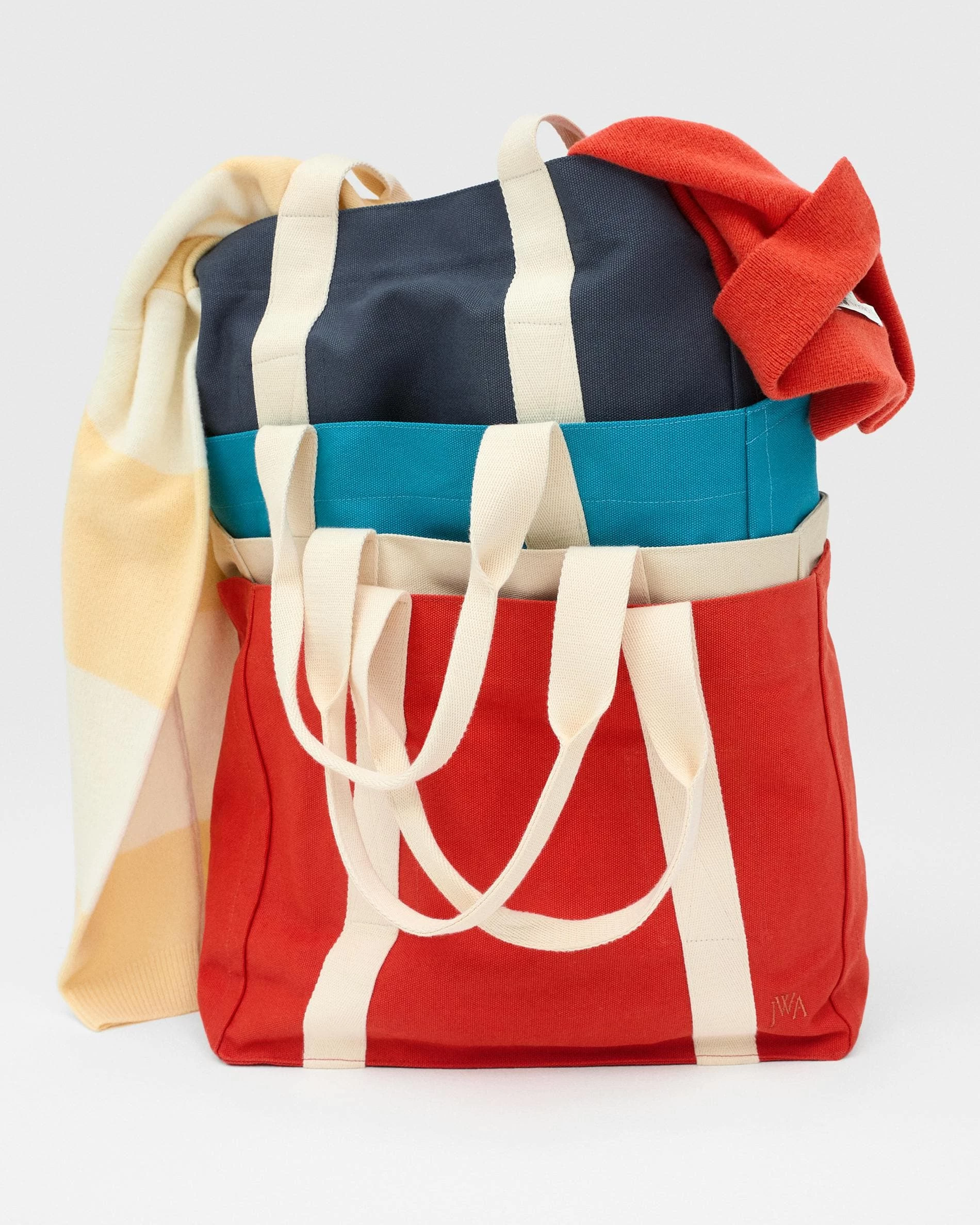 JW Anderson x Uniqlo: 5 найкращих речей з нової колекції, які треба встигнути купити7