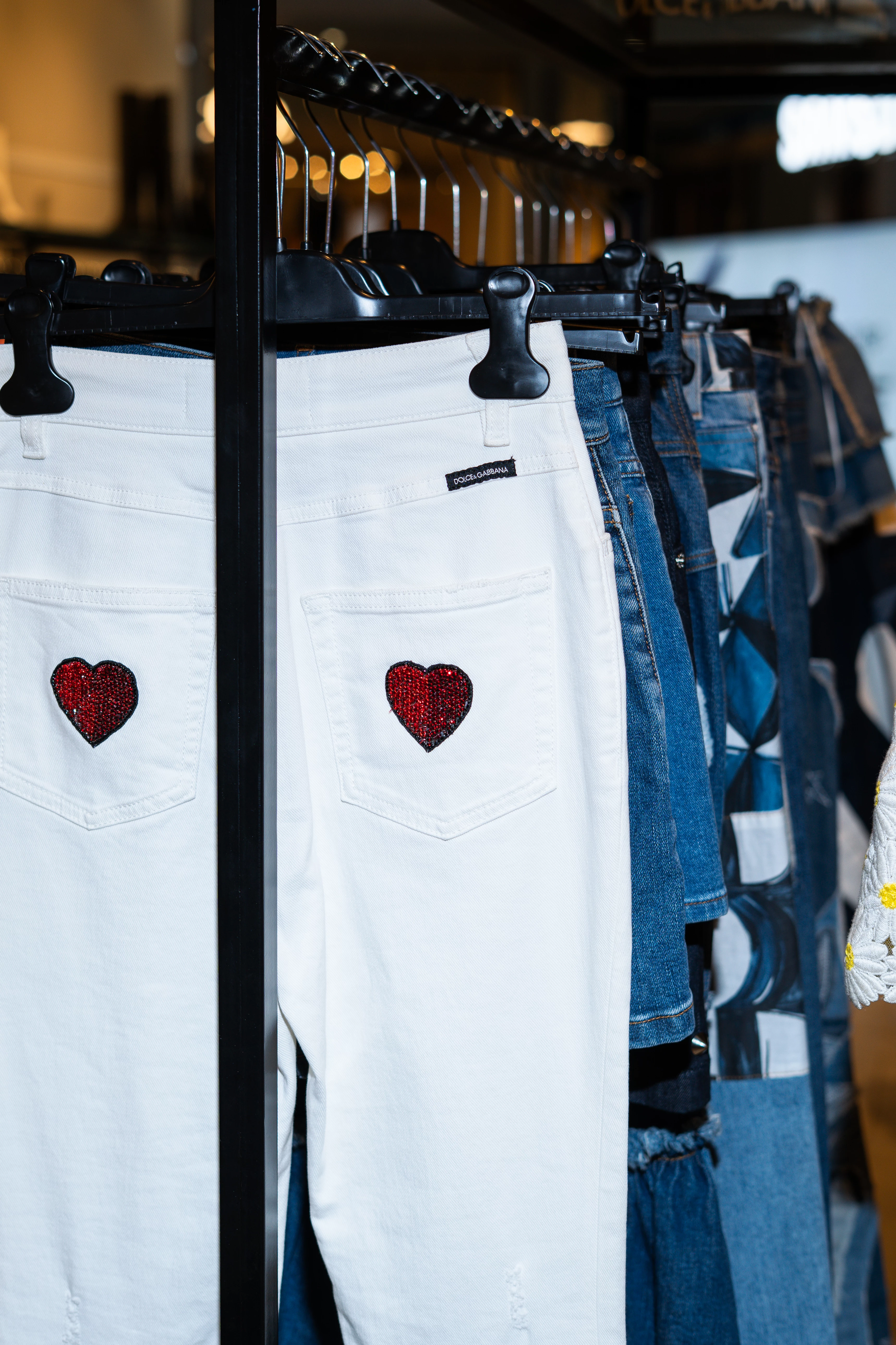 Нове місце: Vintage Club – простір з доступними люксовими речами відкрився у Києві8