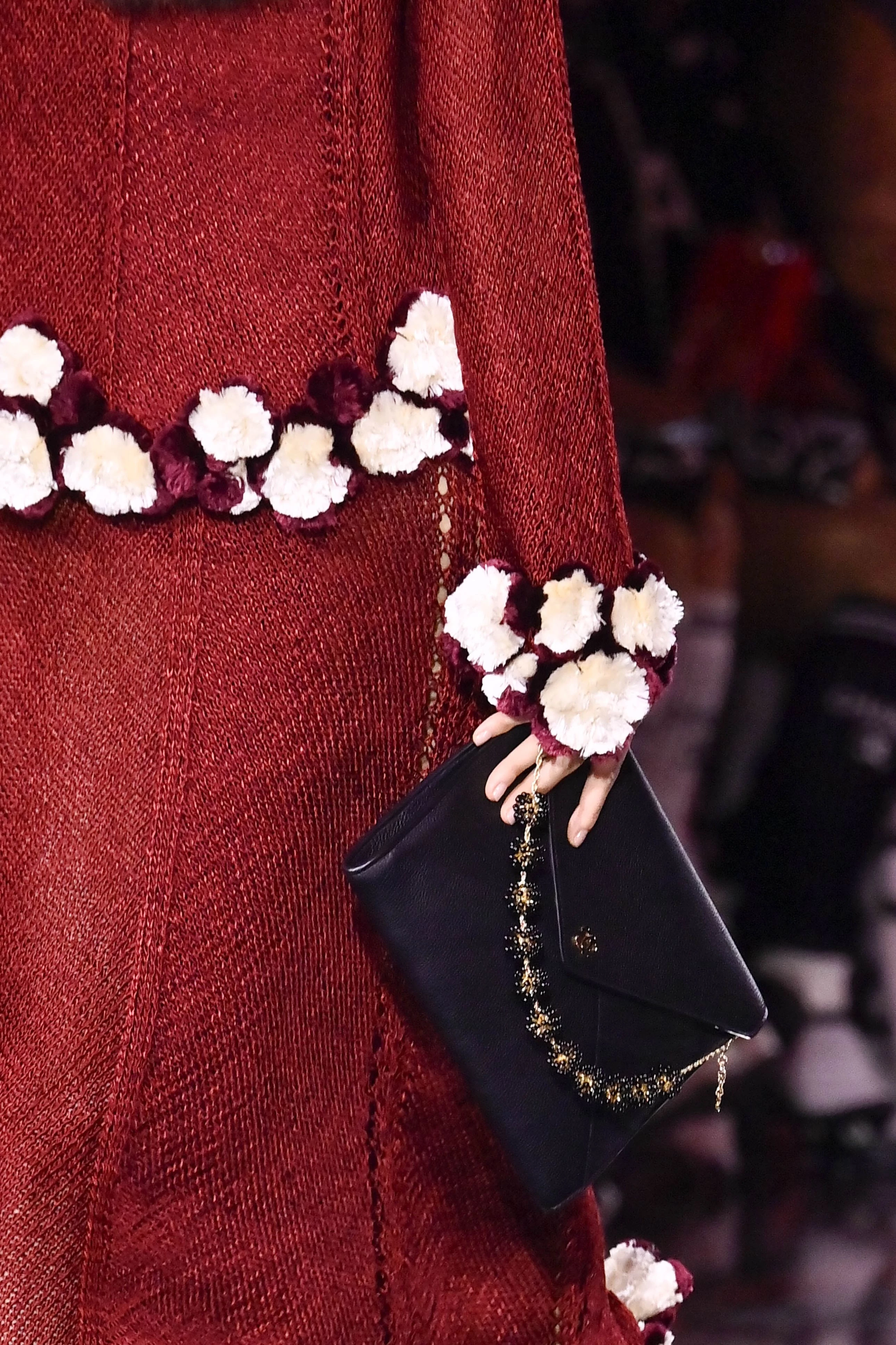Сумки з першої колекції Матьє Блазі для Chanel уже претендують на статус головних аксесуарів літа3