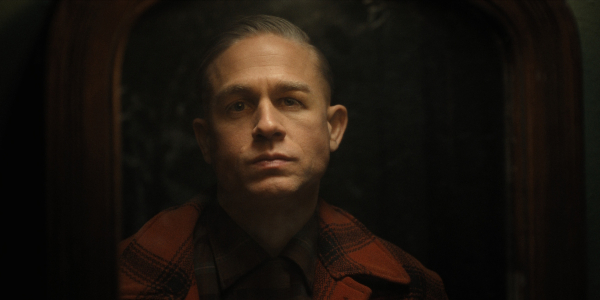 Кадр із серіалу «Монстр: Історія Еда Гіна» Кадр из сериала «Монстр: История Эда Гейна»