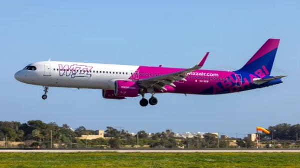 WizzAir у спеціальних кольорах