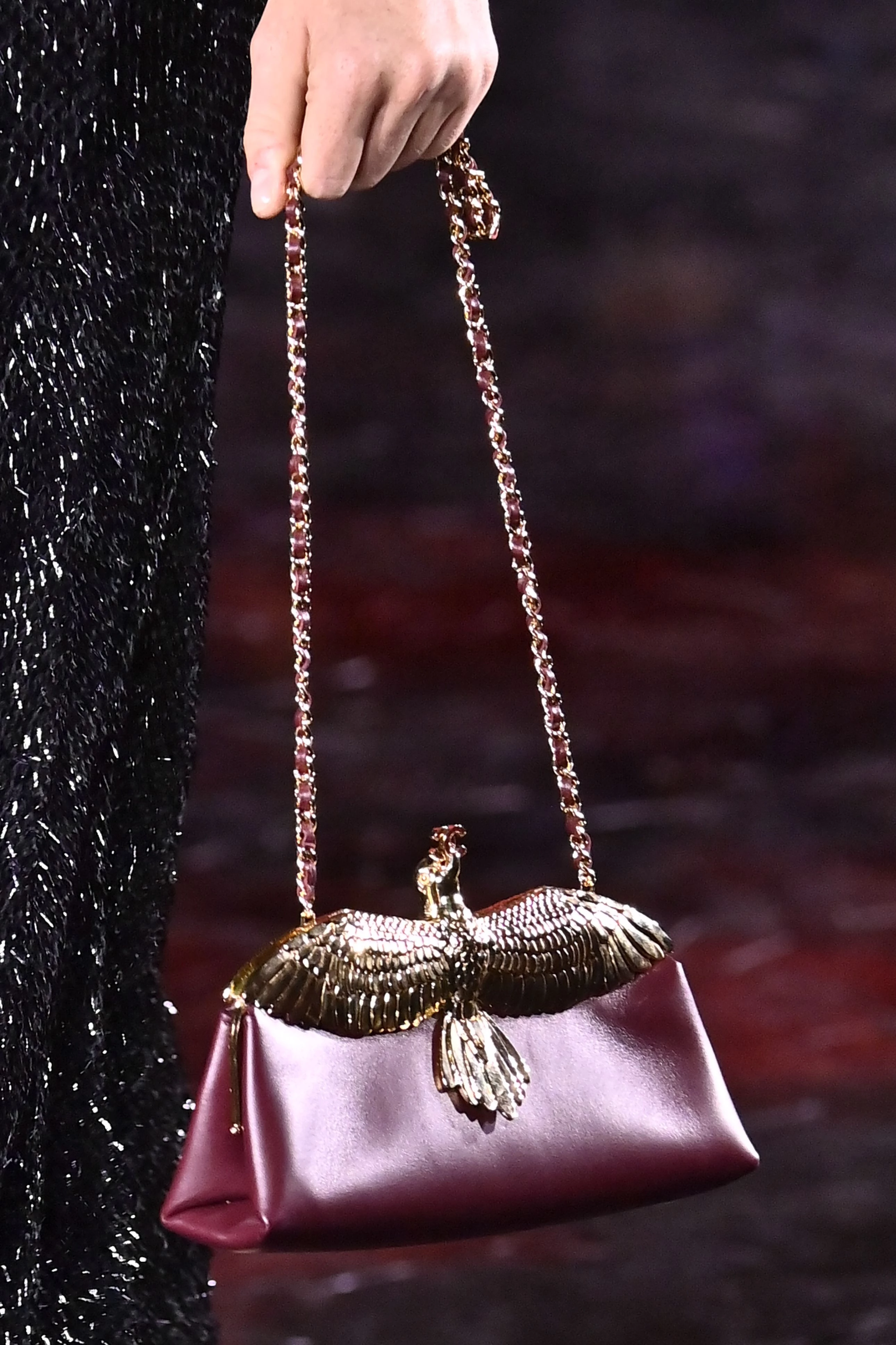 Сумки з першої колекції Матьє Блазі для Chanel уже претендують на статус головних аксесуарів літа13