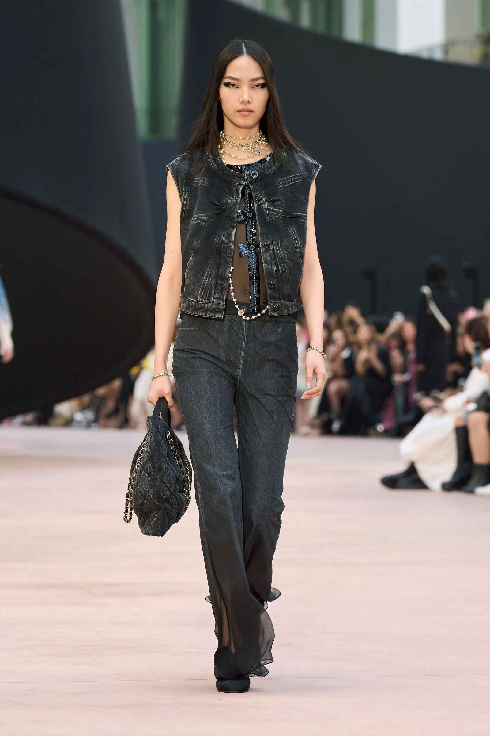 Chanel осінь-зима 2025/20263