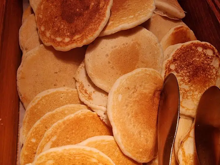 Коли додавати соду в тісто для оладок: якщо пропустити цей момент, вони будуть гумовими оладьи