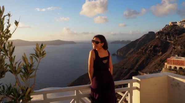 Б'янка Раппапорт на Санторіні, Греція.