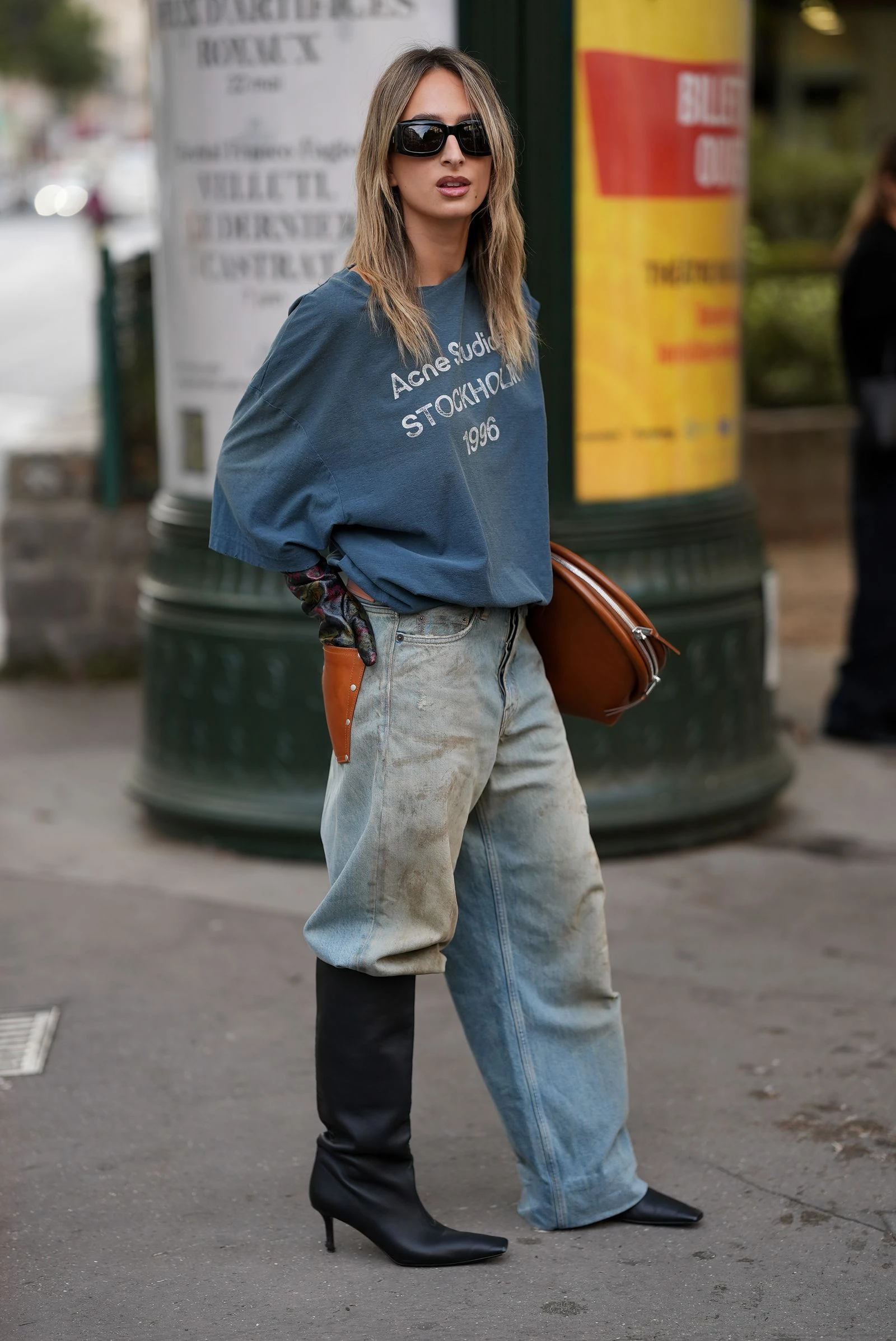 Як носити джинси wide-leg цього сезону: показуємо найкращі поєднання із чоботами5