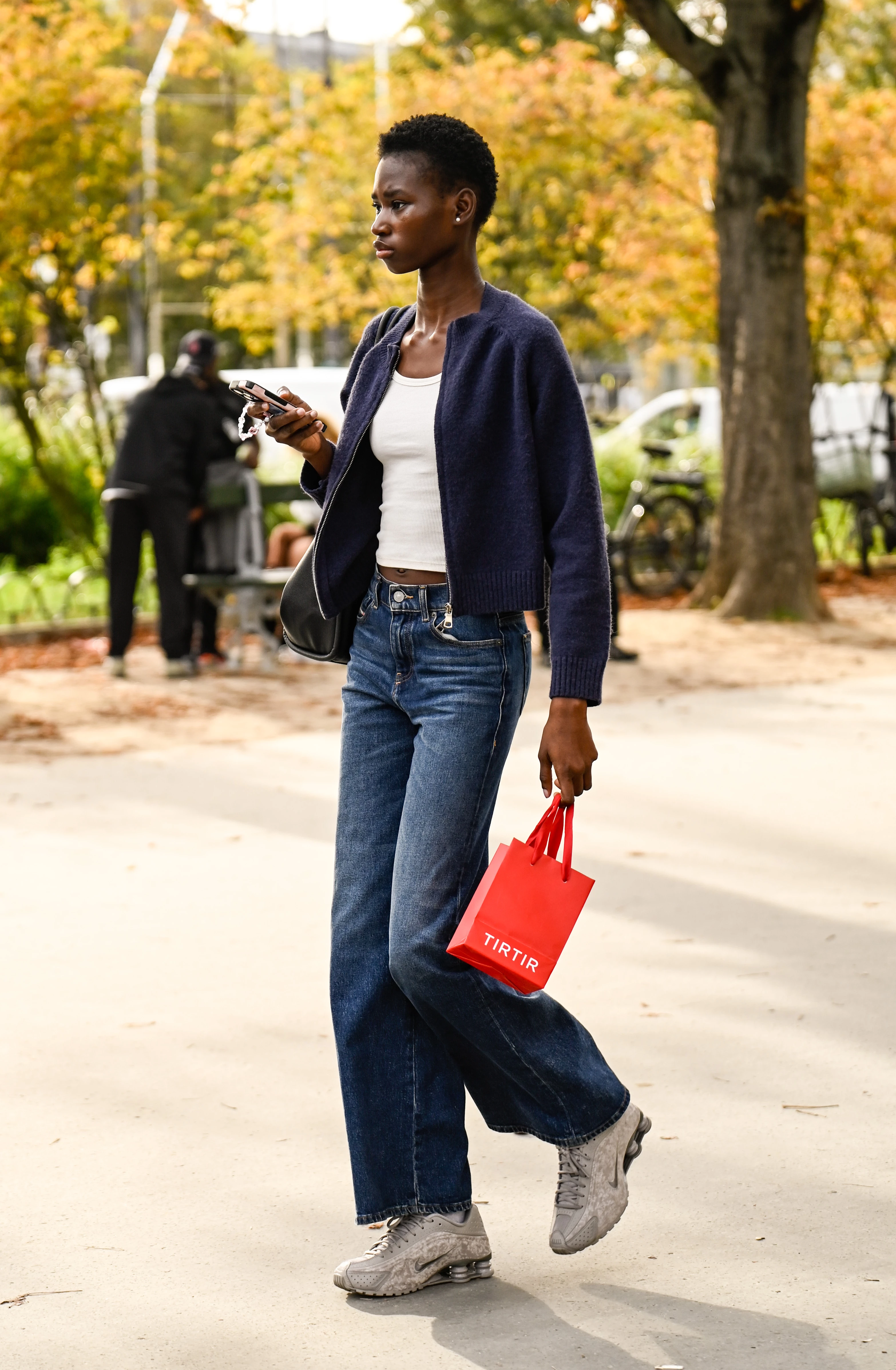 Культові Nike Shox R4 — кросівки, що допоможуть виділитися з натовпу цієї зими1