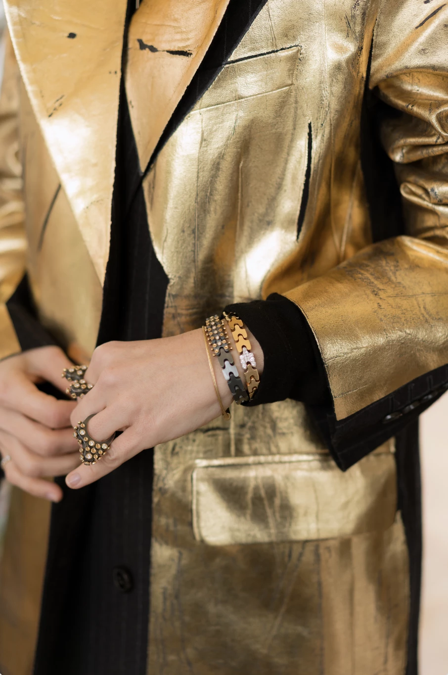 Космічне сяйво: Nomis перетворюють зорі на ювелірні прикраси3