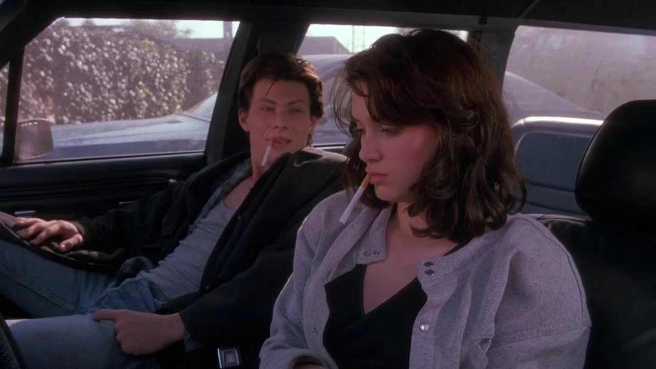 Крістіан Слейтер і Вайнона Райдер у фільмі 6