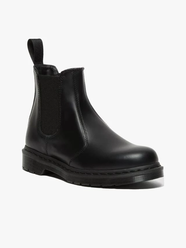 Dr Martens23