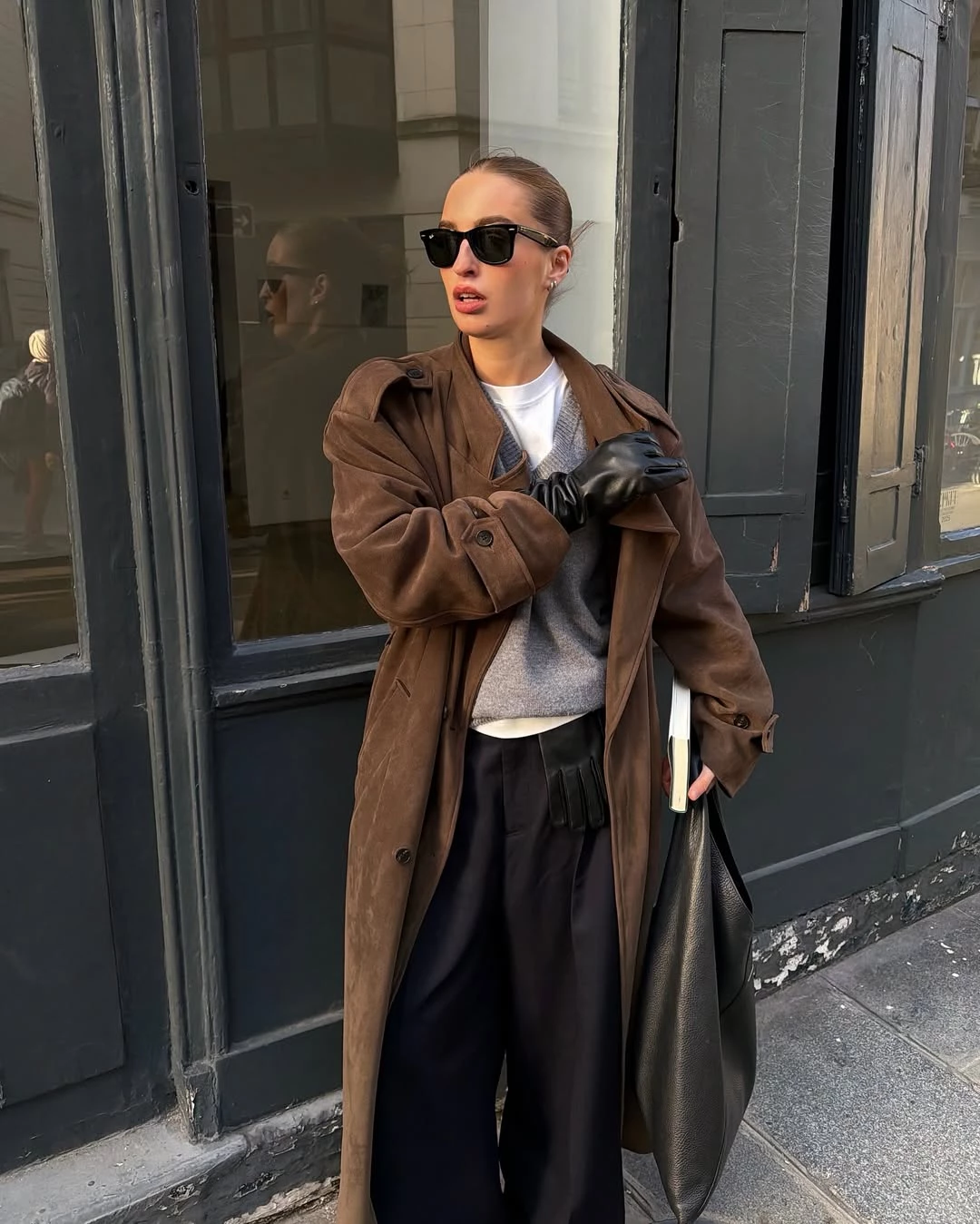 Instagram @sina.anjulie4