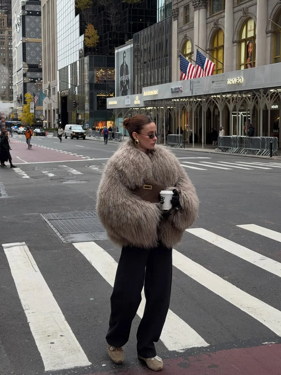 Instagram @alexcrpn1